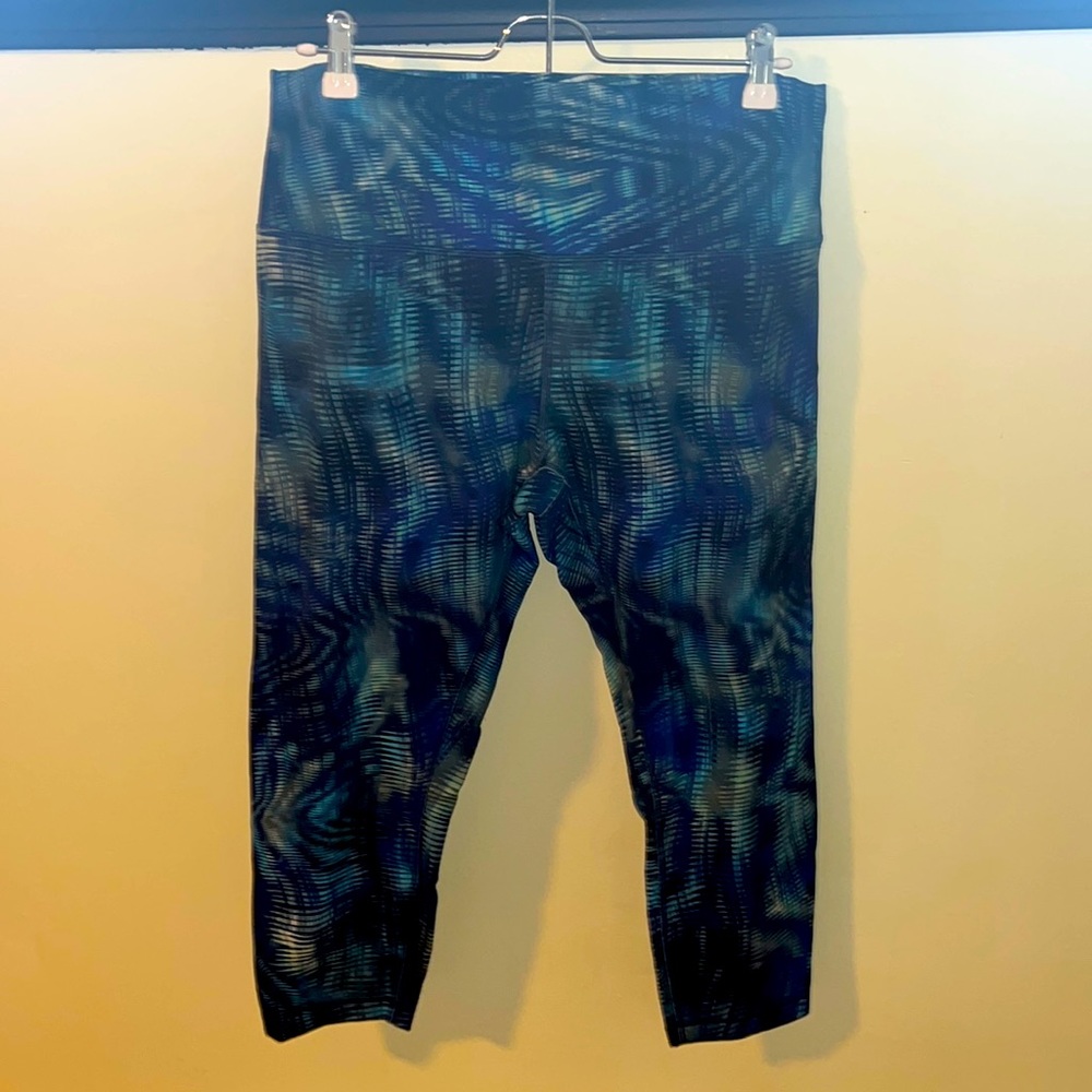 Lululemon exercise pants